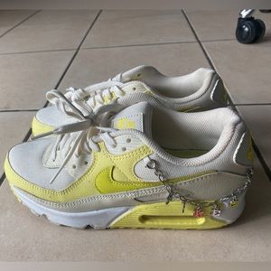 Nike Air Max 90 SE
Have a Nike Day Princess Charming (Women's)